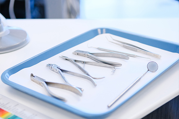 口腔外科で使用する器具